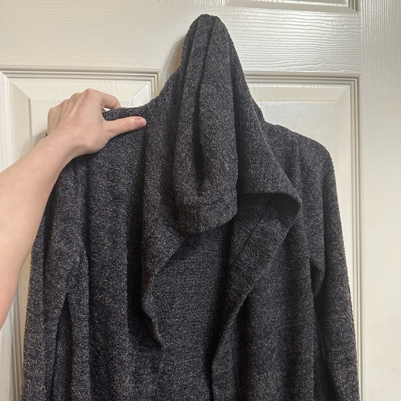 Barefoot Dreams Charcoal Gray Cardigan 🖤 - Picture 12 of 14
